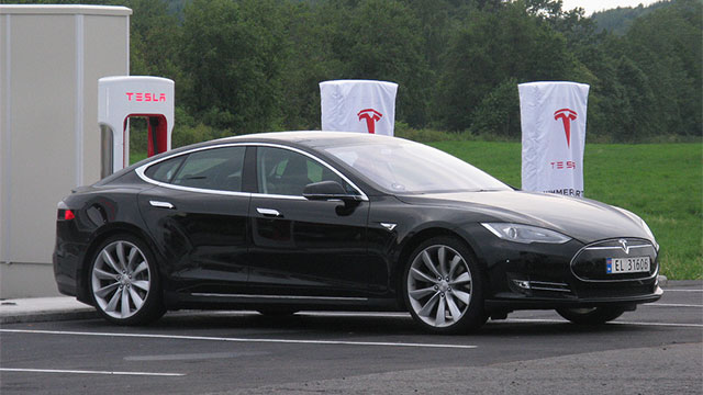 Tesla Service and Repair | Farmington Motor Sports Inc.